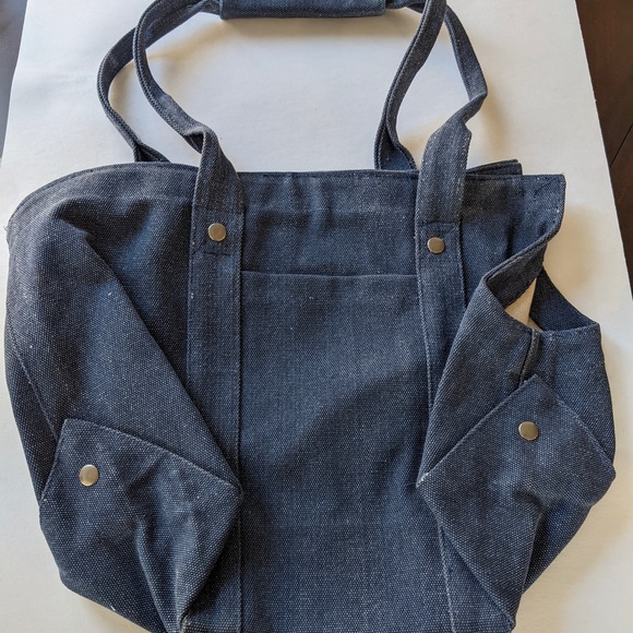 THE COMPANY STORE Animal Travel Tote Sturdy Canvas Straps NWT 19.5x15 - Picture 4 of 12